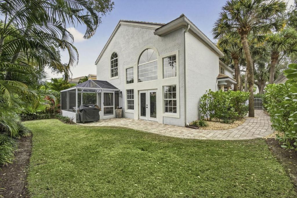 25 Grand Bay Circle, Juno Beach, FL 33408 Photo