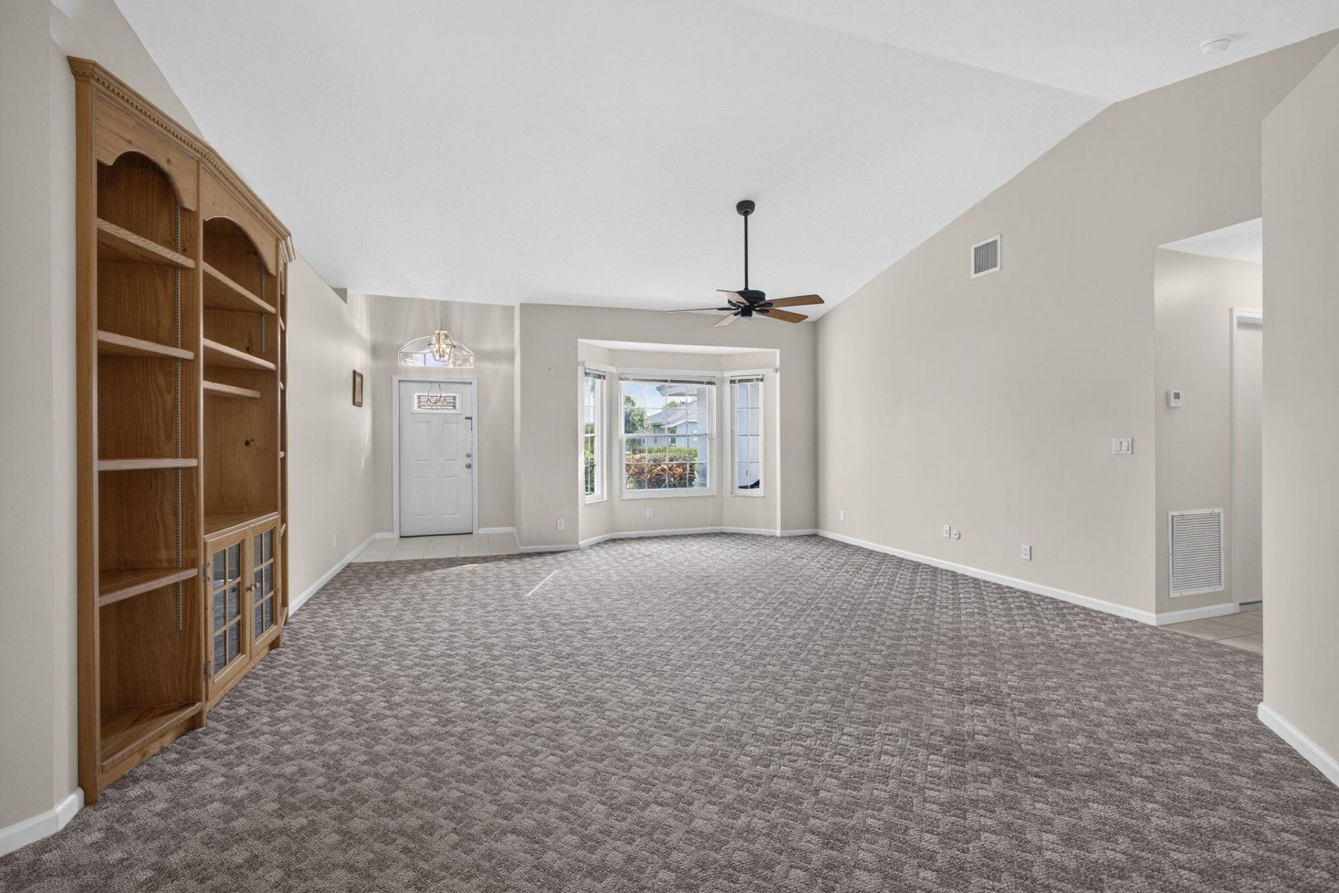 109 Monterey Way, Royal Palm Beach, FL 33411 Photo