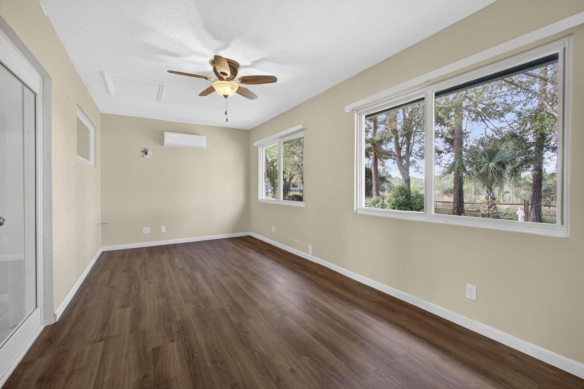 109 Monterey Way, Royal Palm Beach, FL 33411 Photo