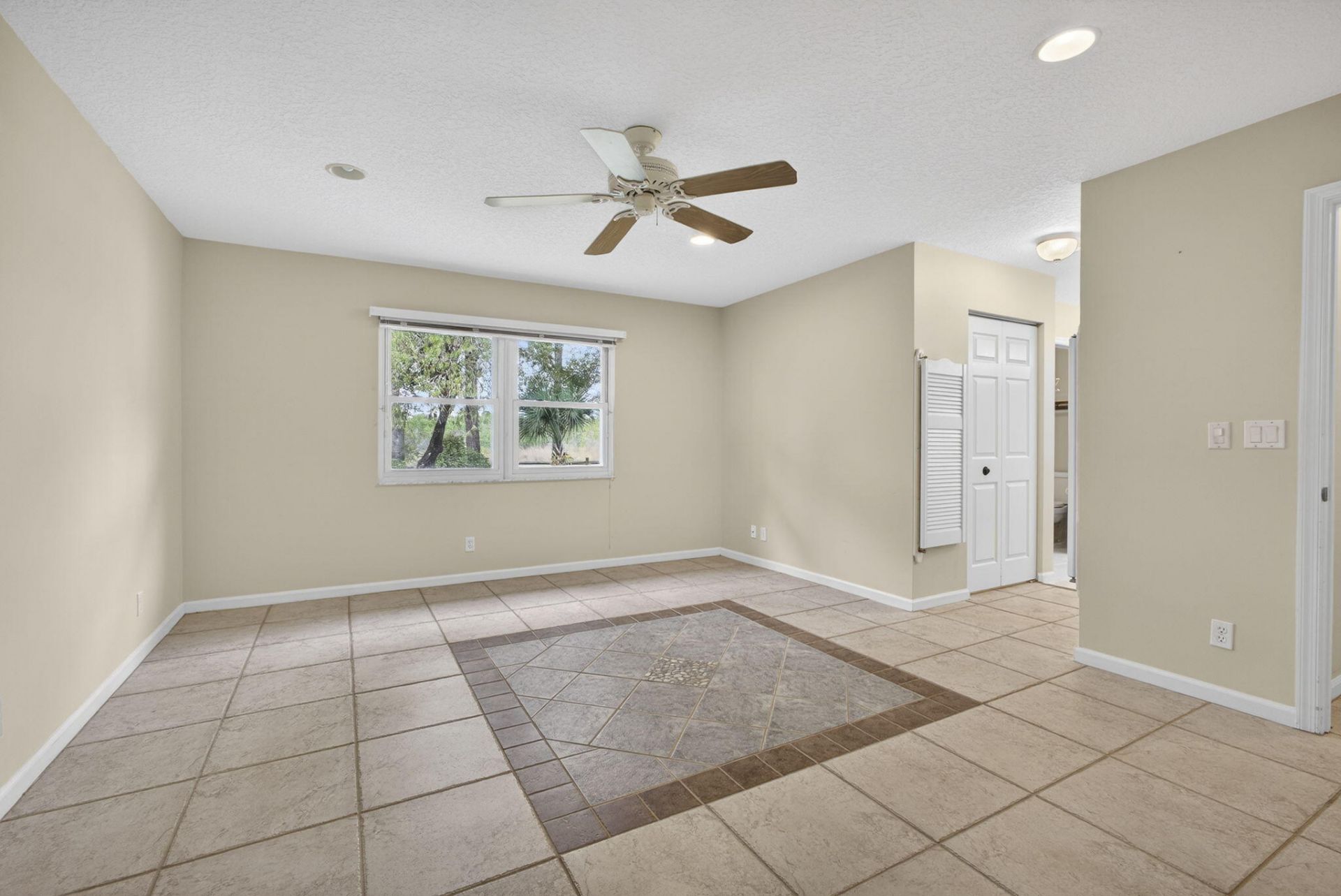 109 Monterey Way, Royal Palm Beach, FL 33411 Photo