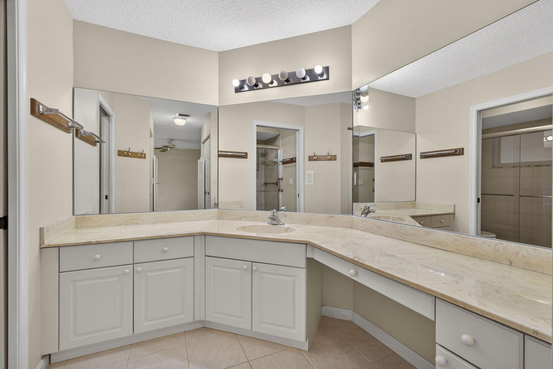 109 Monterey Way, Royal Palm Beach, FL 33411 Photo