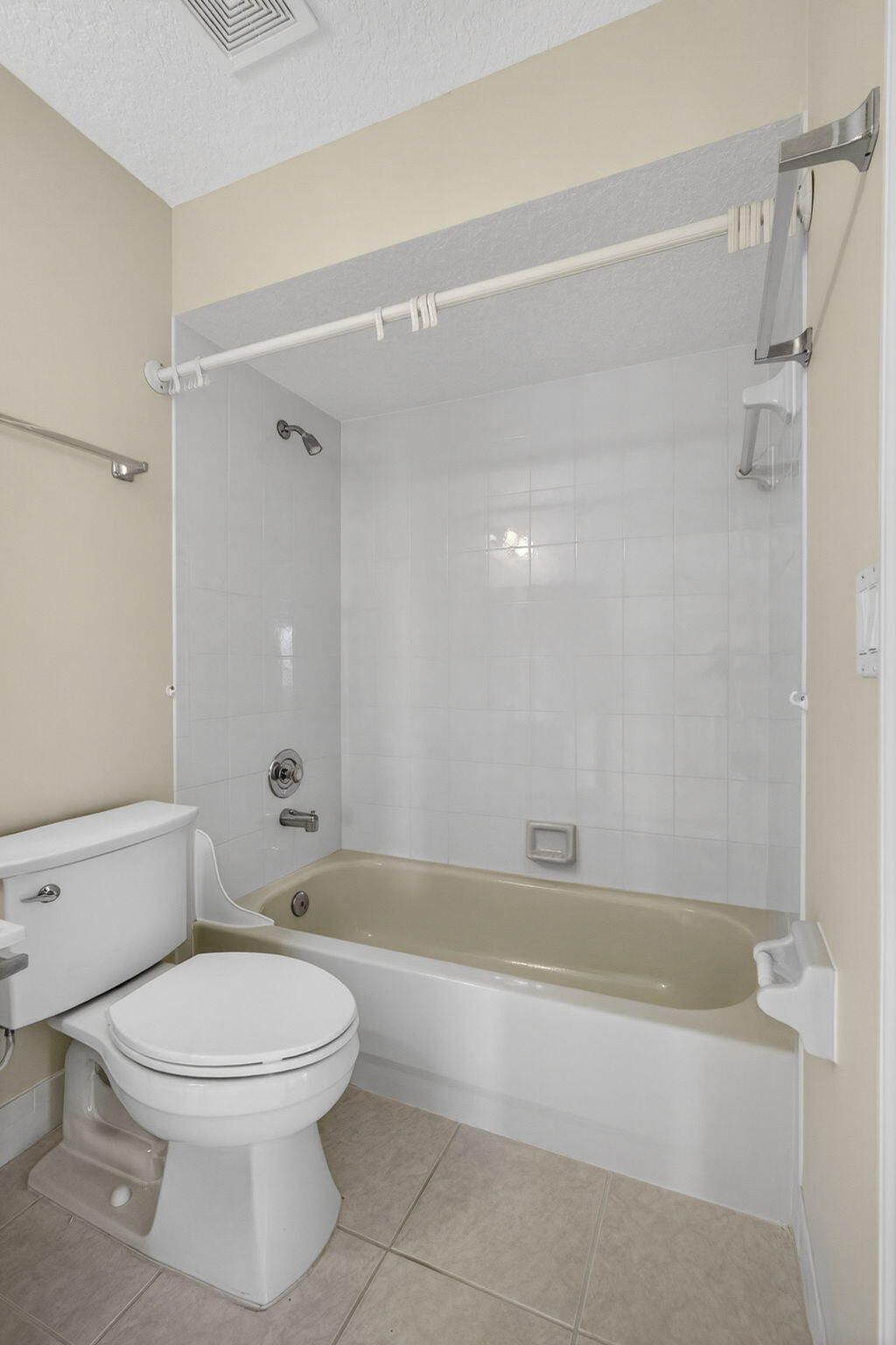 109 Monterey Way, Royal Palm Beach, FL 33411 Photo