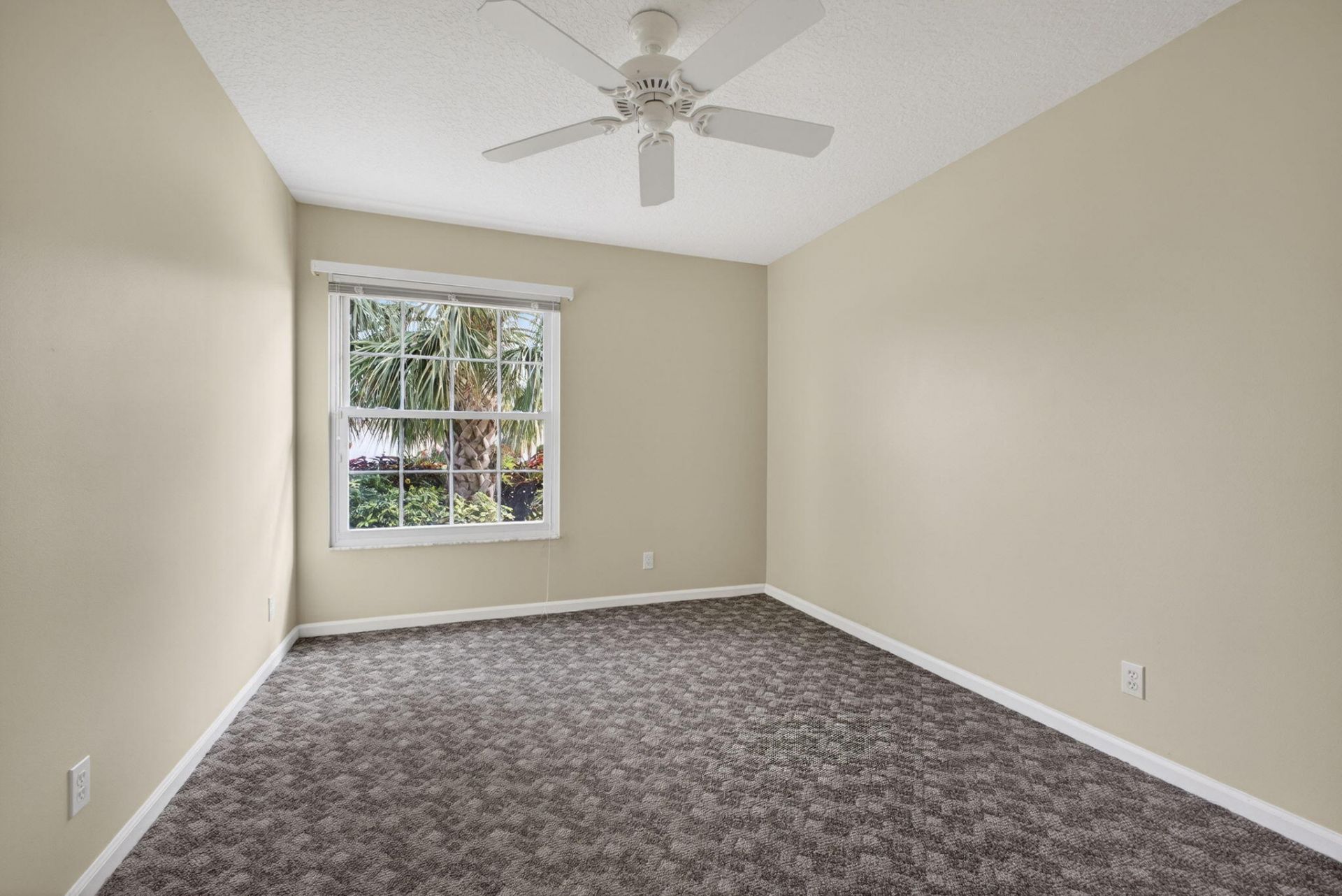 109 Monterey Way, Royal Palm Beach, FL 33411 Photo