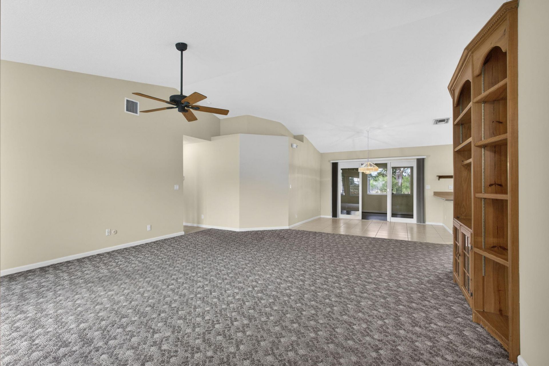 109 Monterey Way, Royal Palm Beach, FL 33411 Photo