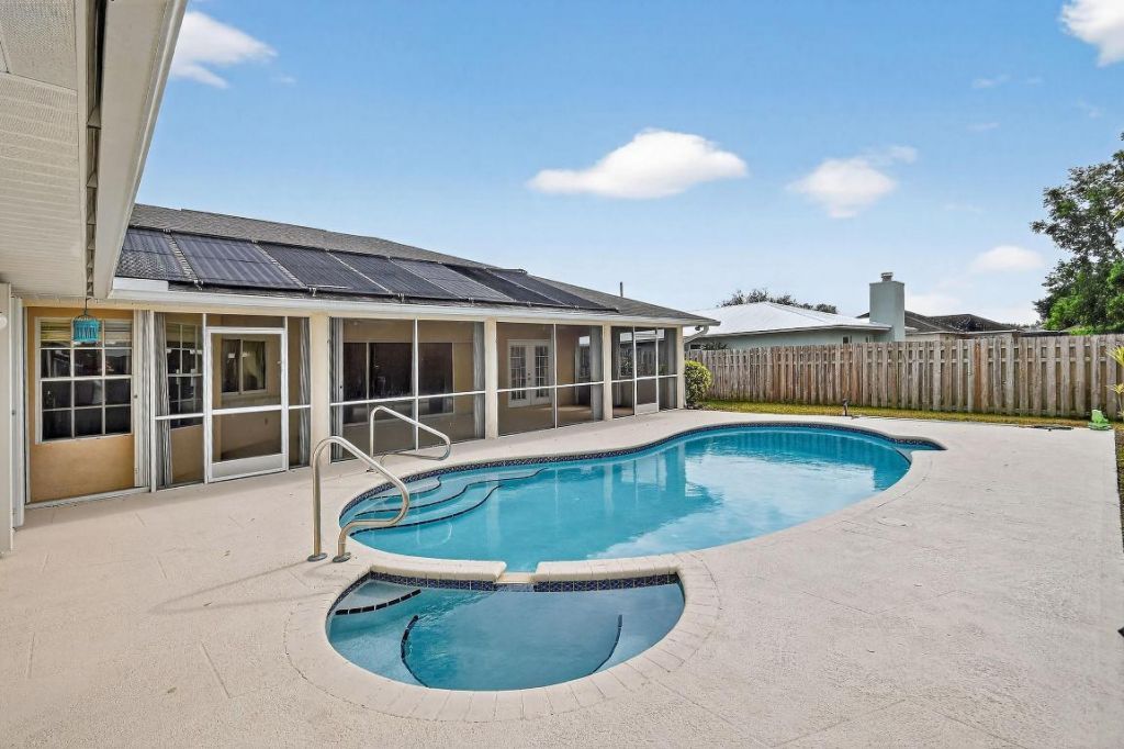 2450 SE Perugia Street, Port Saint Lucie, FL 34952 Photo