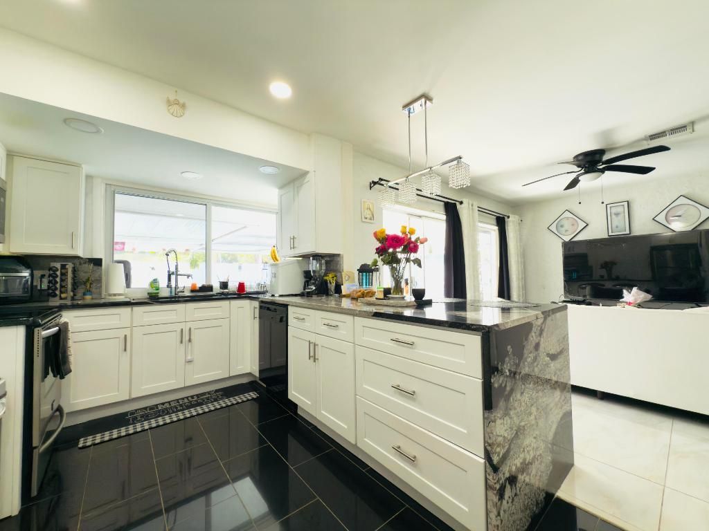 230 NE 25th Street, Pompano Beach, FL 33064 Photo