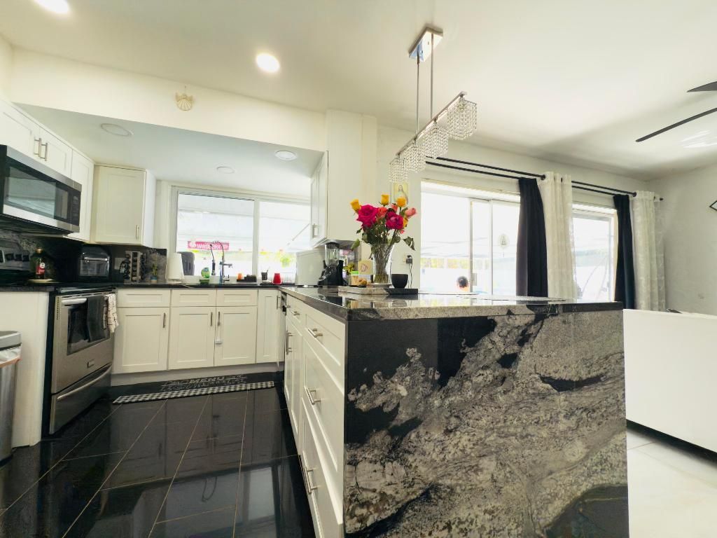 230 NE 25th Street, Pompano Beach, FL 33064 Photo