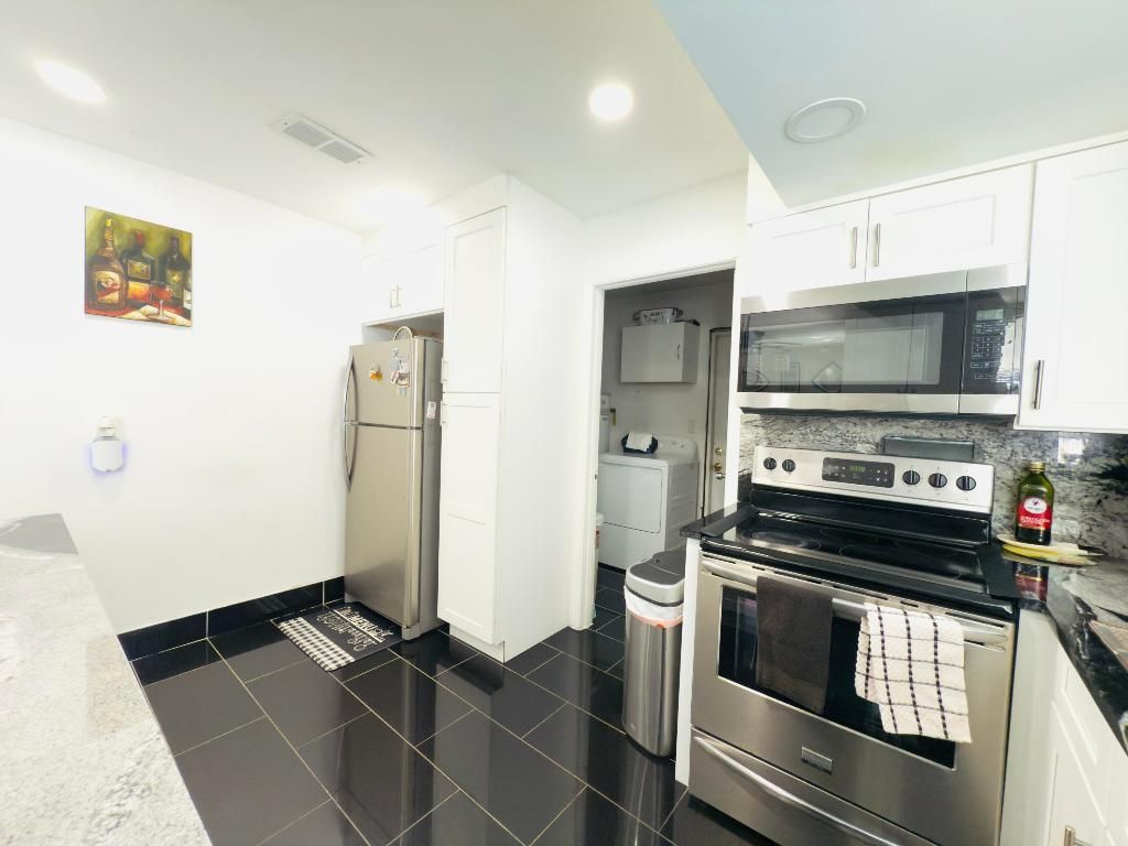 230 NE 25th Street, Pompano Beach, FL 33064 Photo