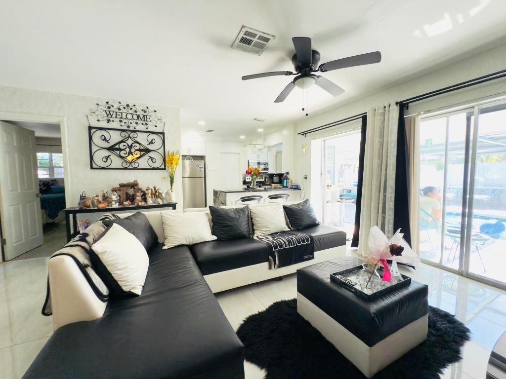 230 NE 25th Street, Pompano Beach, FL 33064 Photo