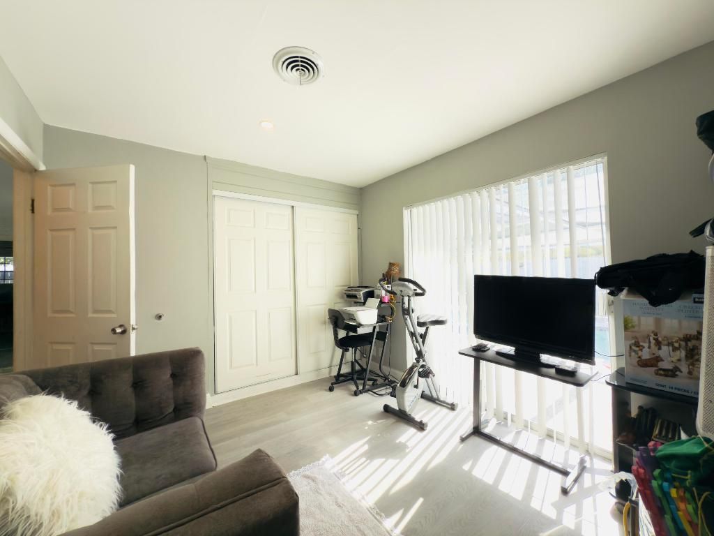 230 NE 25th Street, Pompano Beach, FL 33064 Photo