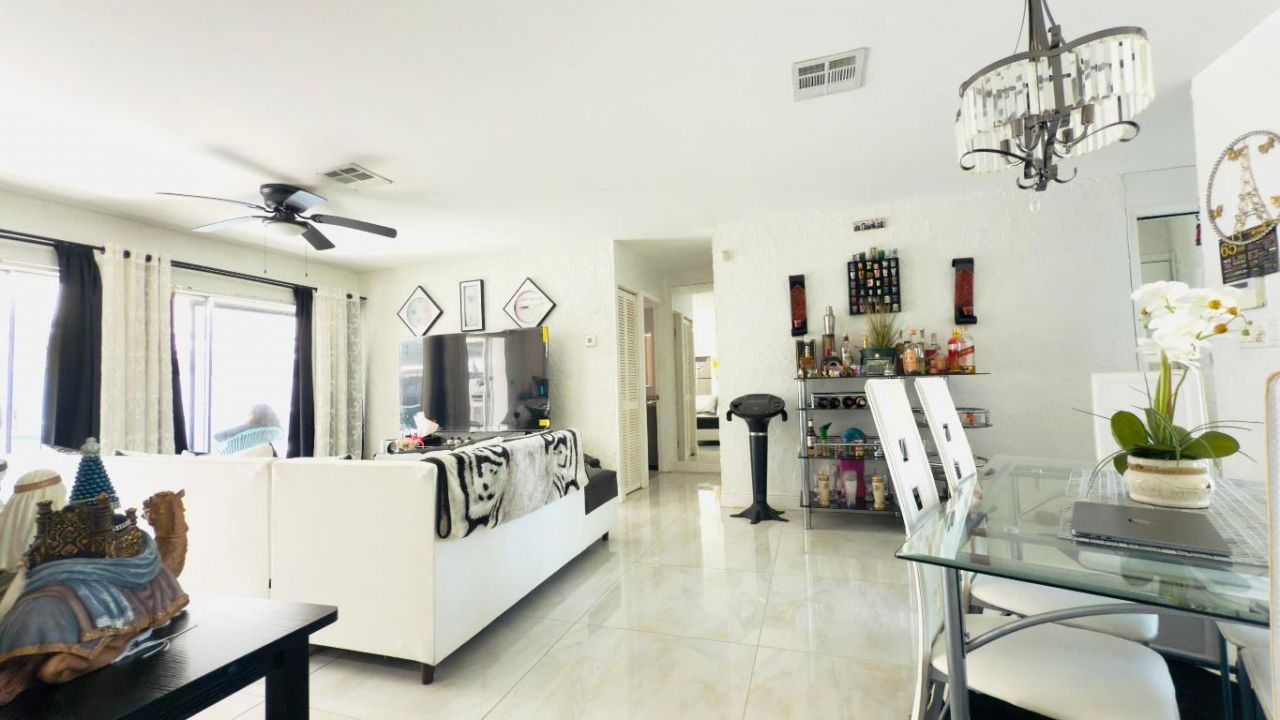 230 NE 25th Street, Pompano Beach, FL 33064 Photo