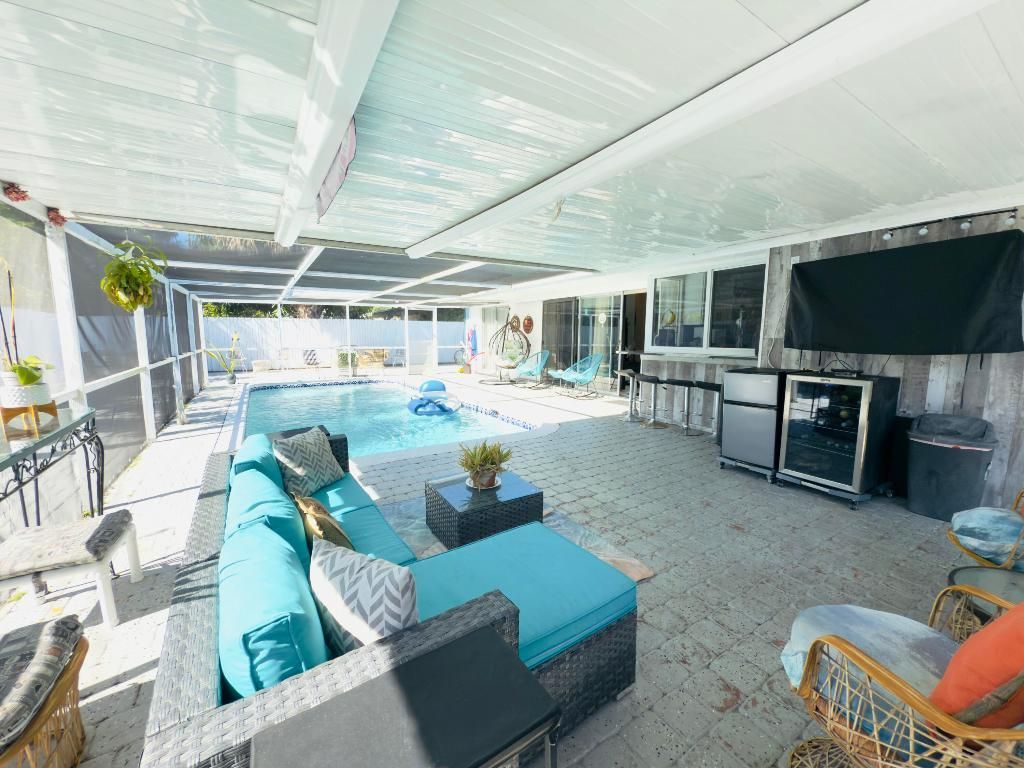 230 NE 25th Street, Pompano Beach, FL 33064 Photo