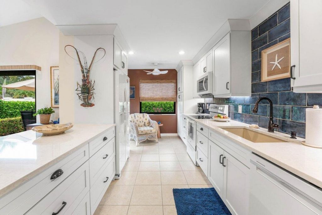 82 Ironwood Way N Way N, Palm Beach Gardens, FL 33418 Photo