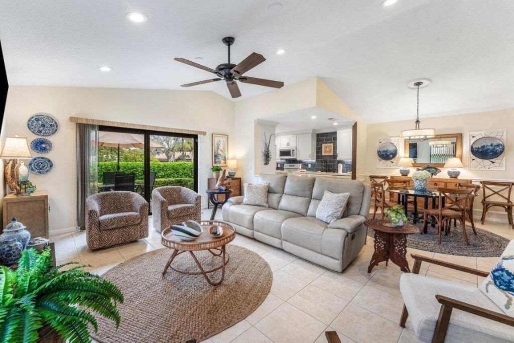 82 Ironwood Way N Way N, Palm Beach Gardens, FL 33418 Photo