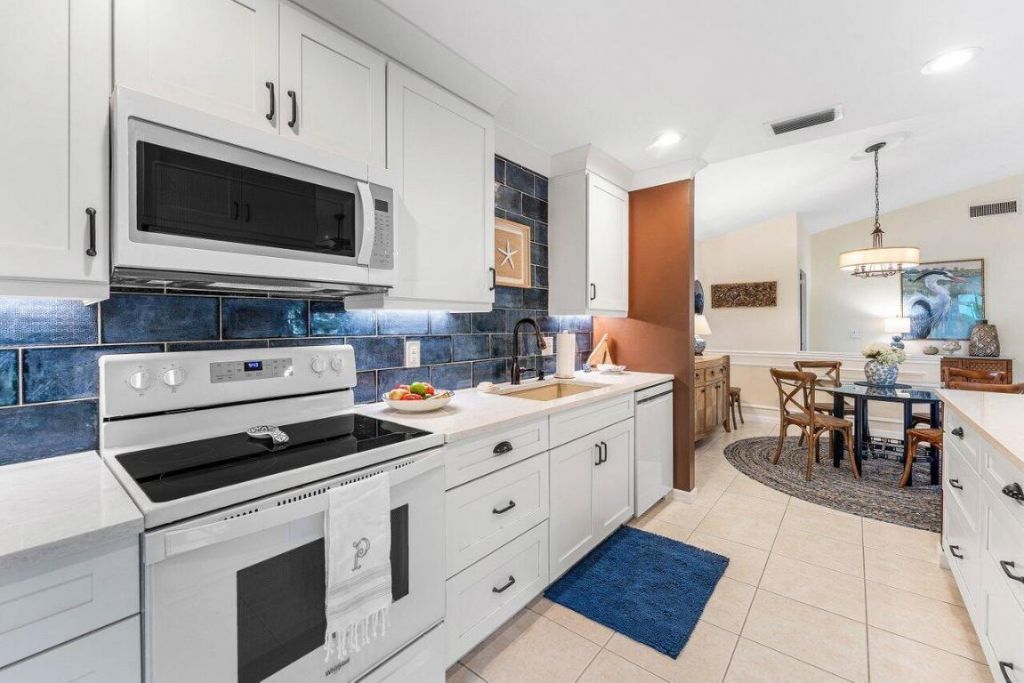 82 Ironwood Way N Way N, Palm Beach Gardens, FL 33418 Photo