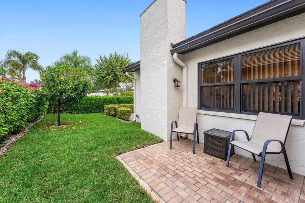 82 Ironwood Way N Way N, Palm Beach Gardens, FL 33418 Photo