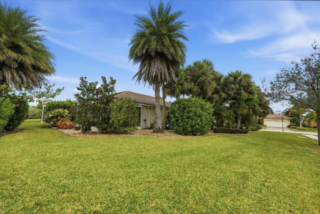 9691 SW Glenbrook Drive, Port Saint Lucie, FL 34987 Photo