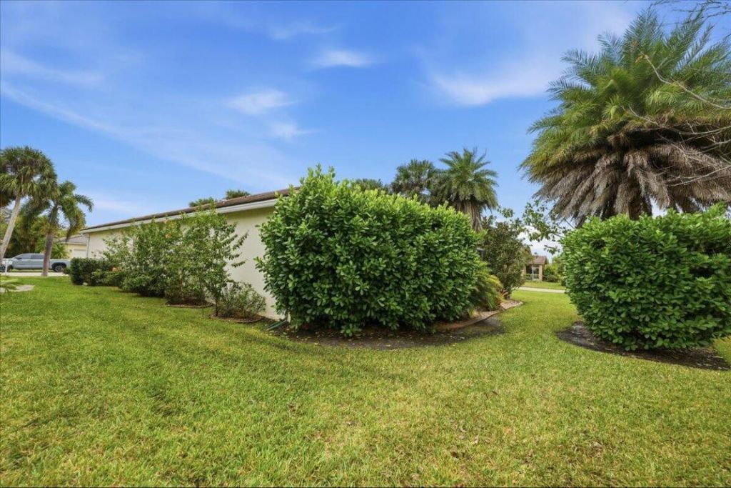 9691 SW Glenbrook Drive, Port Saint Lucie, FL 34987 Photo