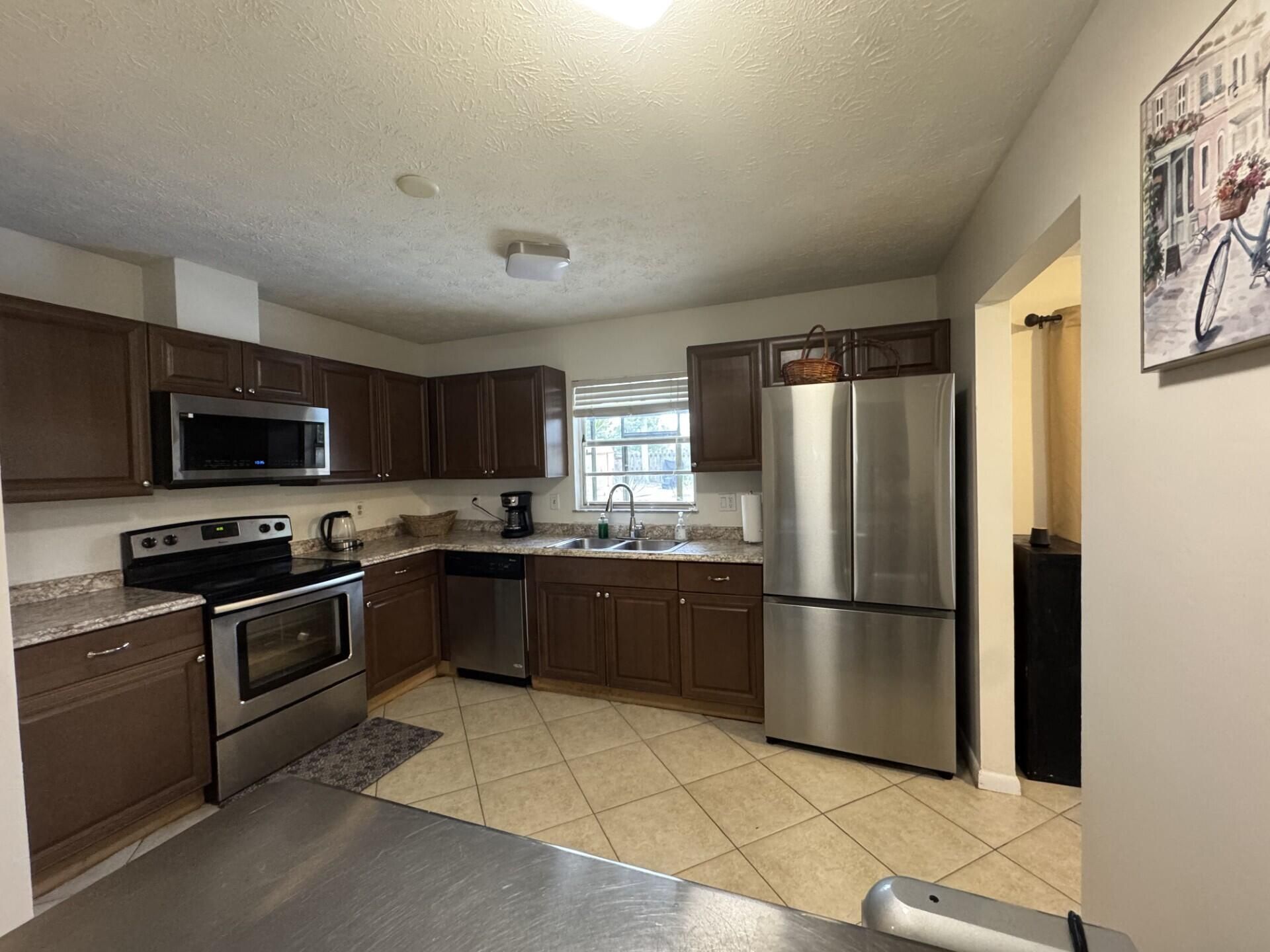 882 SE Walters Terrace, Port Saint Lucie, FL 34983 Photo