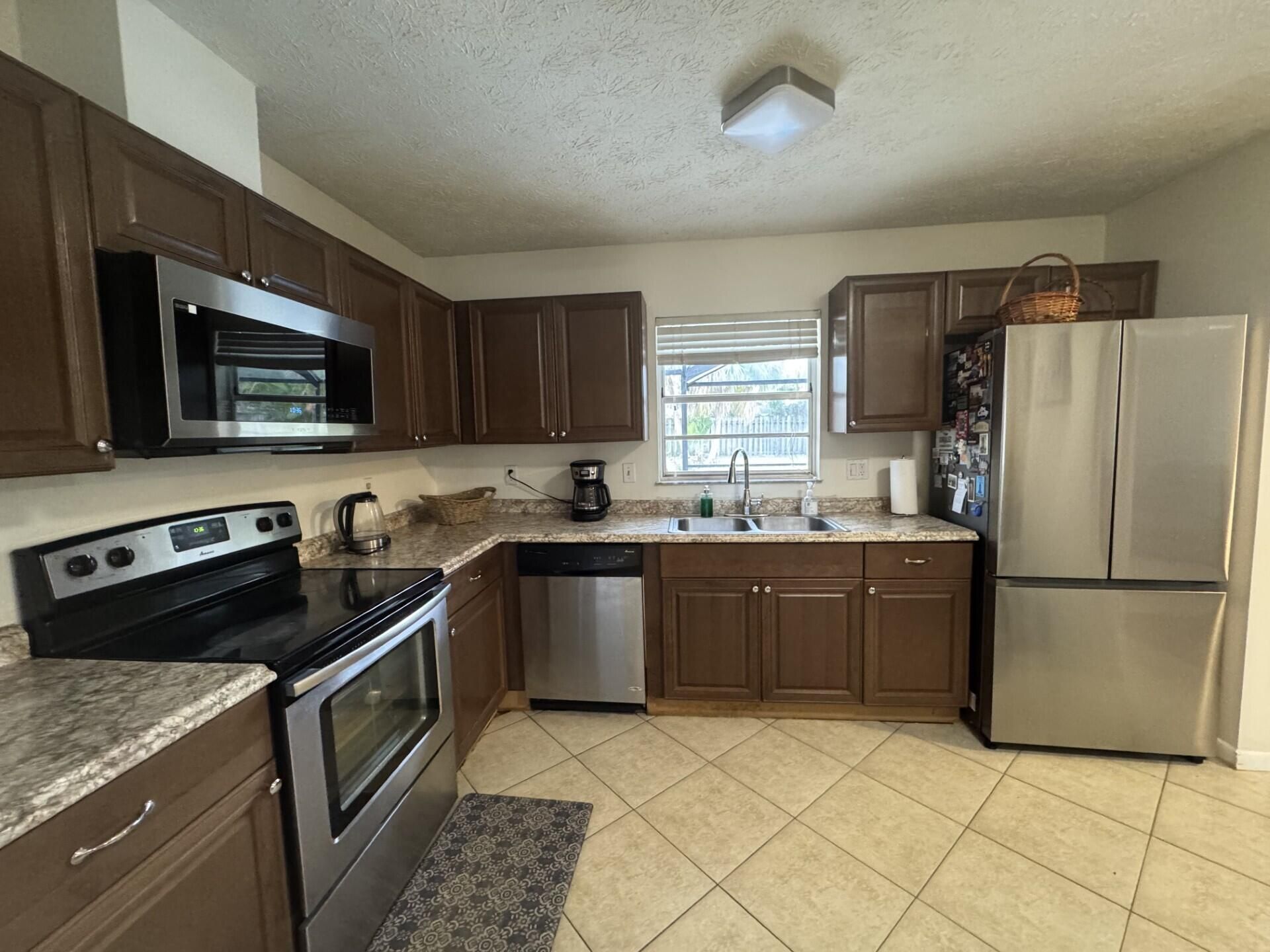 882 SE Walters Terrace, Port Saint Lucie, FL 34983 Photo