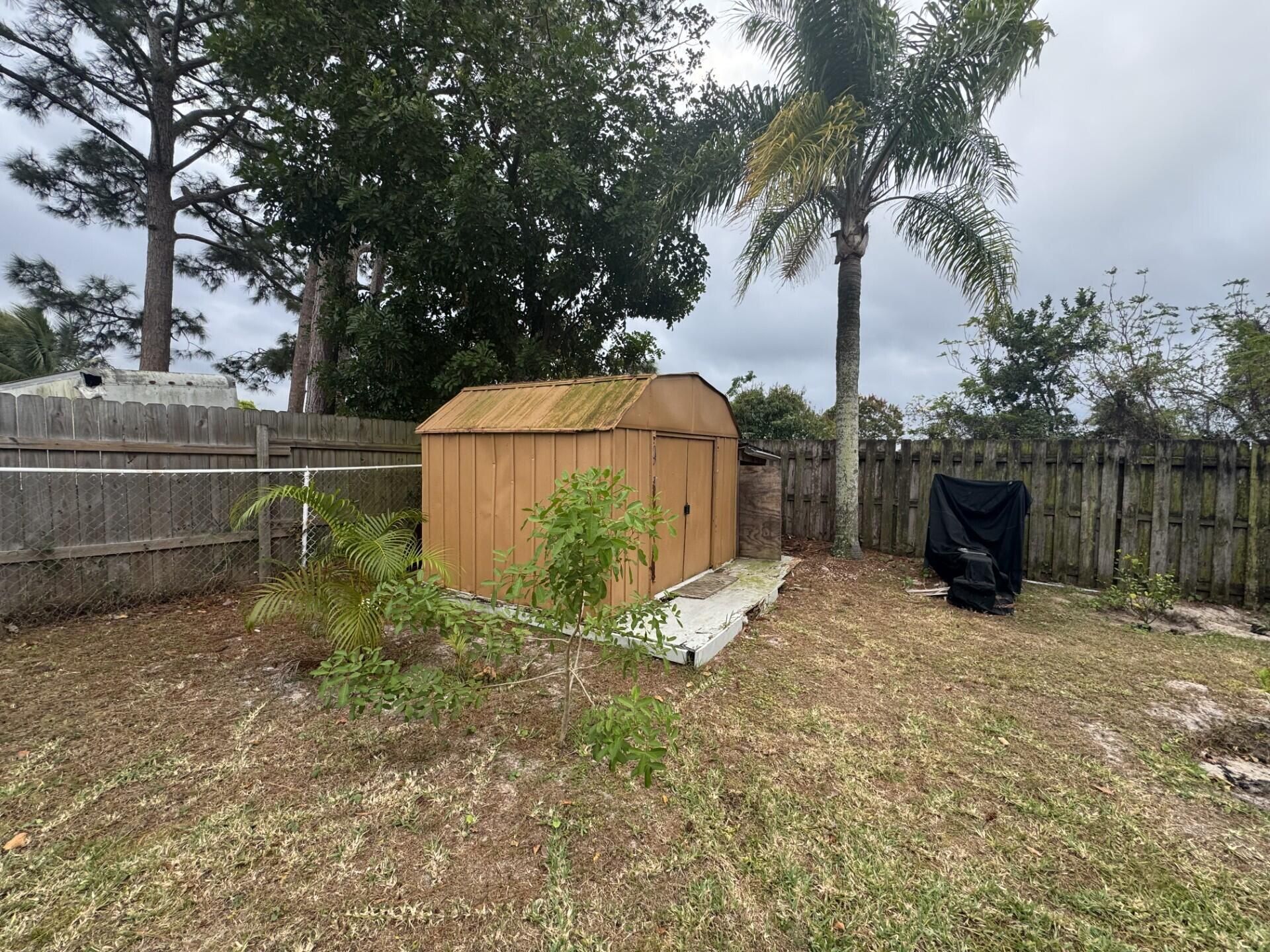 882 SE Walters Terrace, Port Saint Lucie, FL 34983 Photo