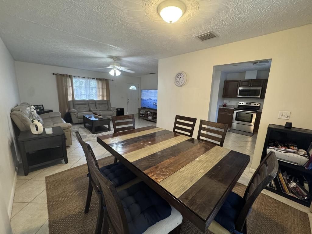 882 SE Walters Terrace, Port Saint Lucie, FL 34983 Photo