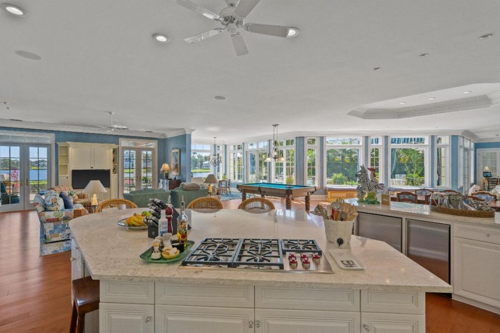 258 Locha Drive, Jupiter, FL 33458 Photo