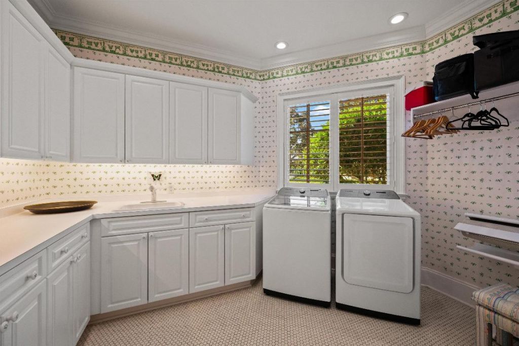 258 Locha Drive, Jupiter, FL 33458 Photo