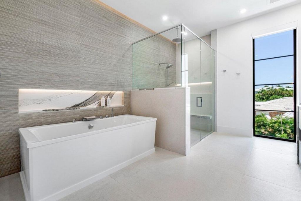 1212 NE 8th Avenue Ne, Delray Beach, FL 33483 Photo