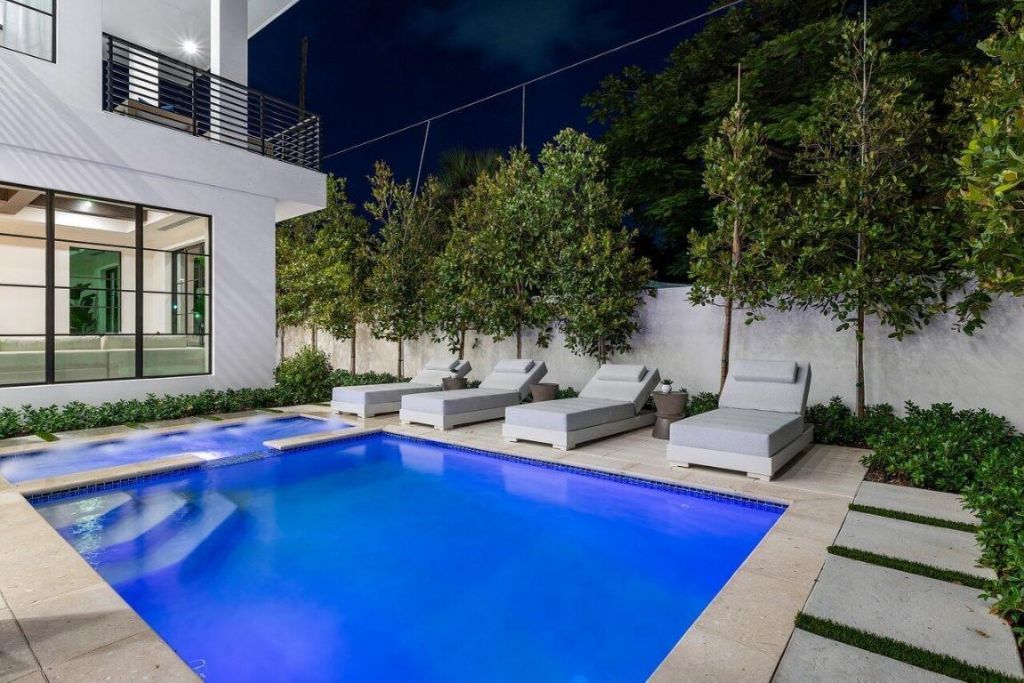 1212 NE 8th Avenue Ne, Delray Beach, FL 33483 Photo