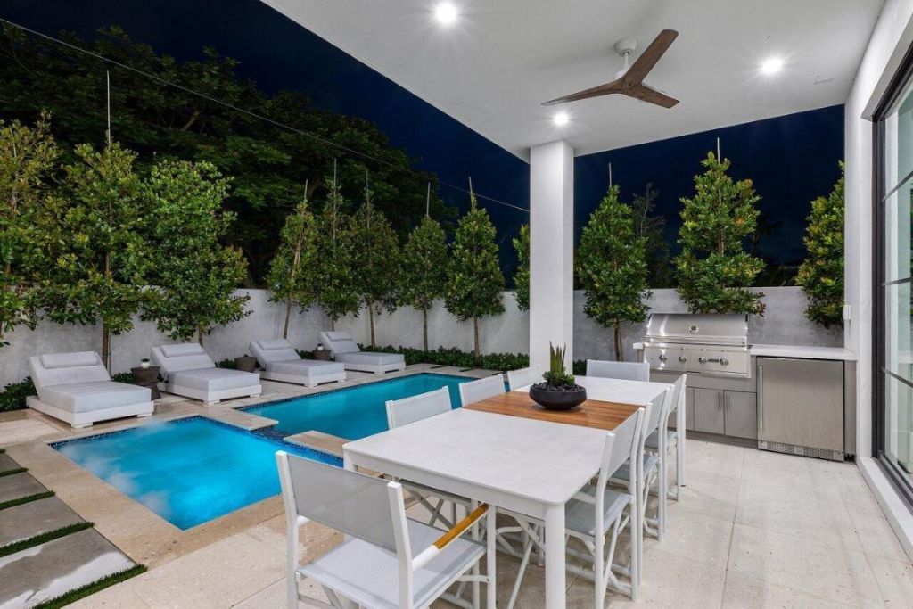 1212 NE 8th Avenue Ne, Delray Beach, FL 33483 Photo