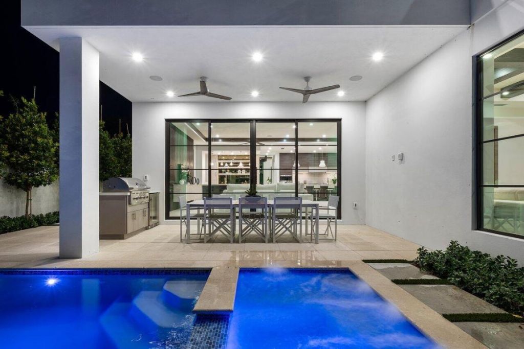 1212 NE 8th Avenue Ne, Delray Beach, FL 33483 Photo