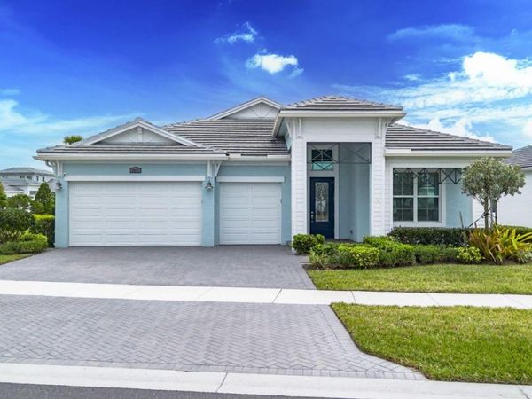 9073 SW Arco Way, Port St. Lucie, FL 34987