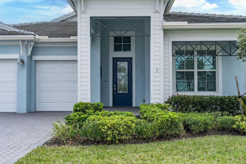 9073 SW Arco Way, Port Saint Lucie, FL 34987 Photo