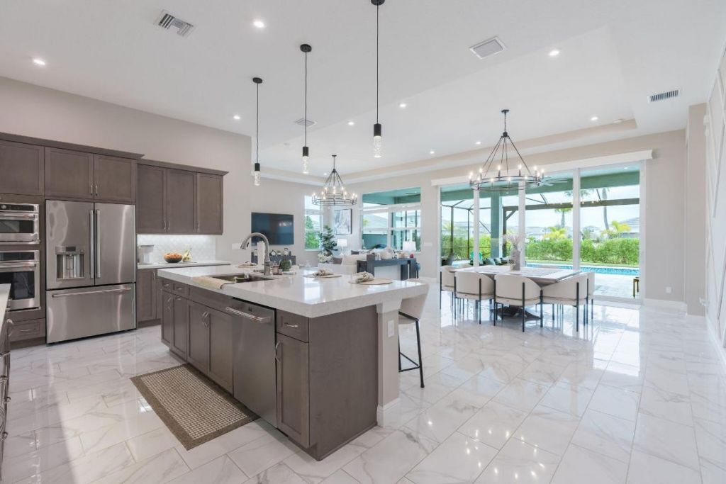 9073 SW Arco Way, Port Saint Lucie, FL 34987 Photo