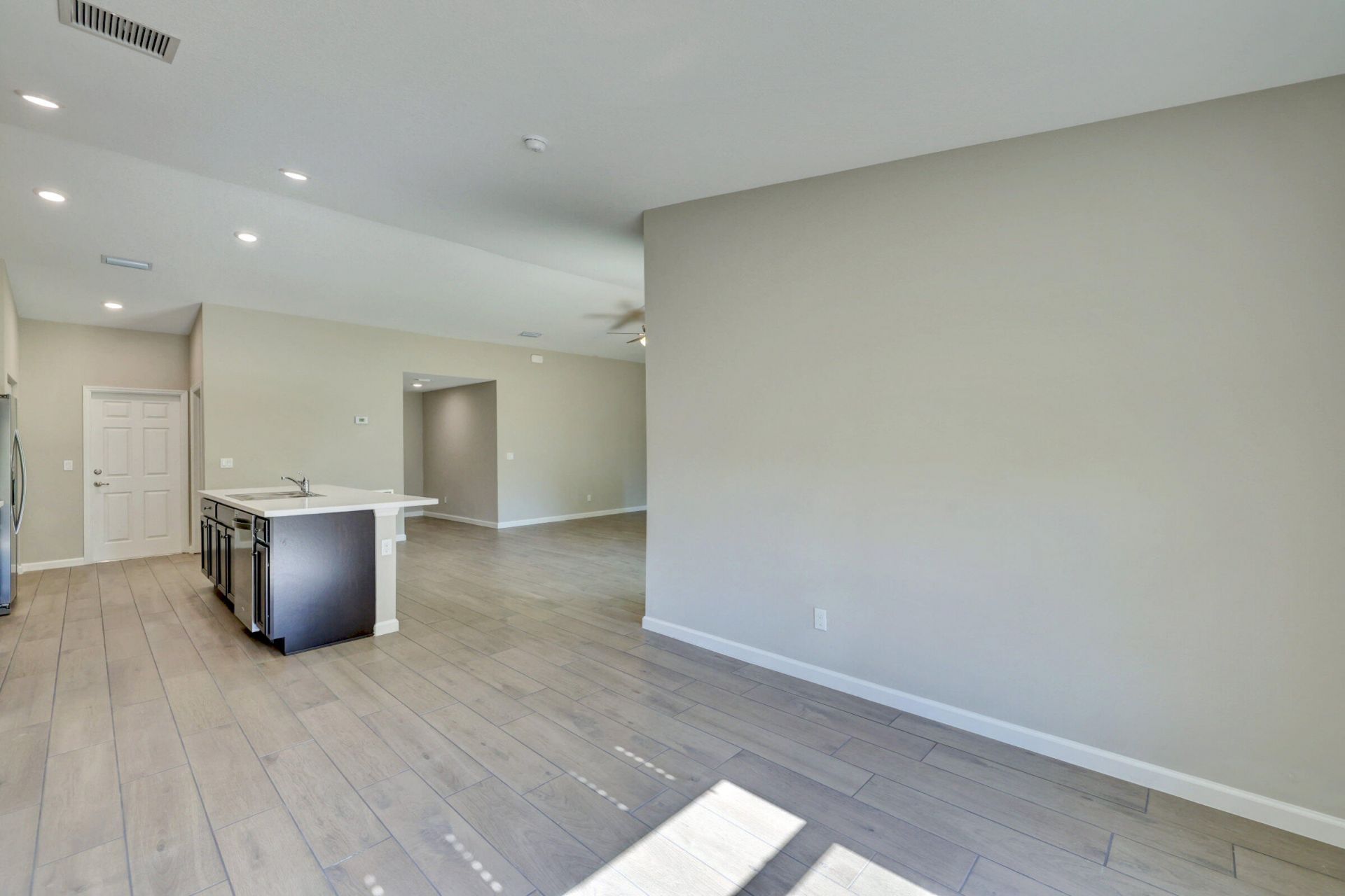 5213 NW W Piper Circle, Port Saint Lucie, FL 34986 Photo