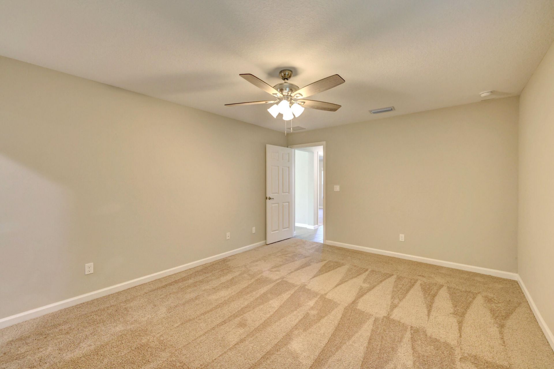 5213 NW W Piper Circle, Port Saint Lucie, FL 34986 Photo