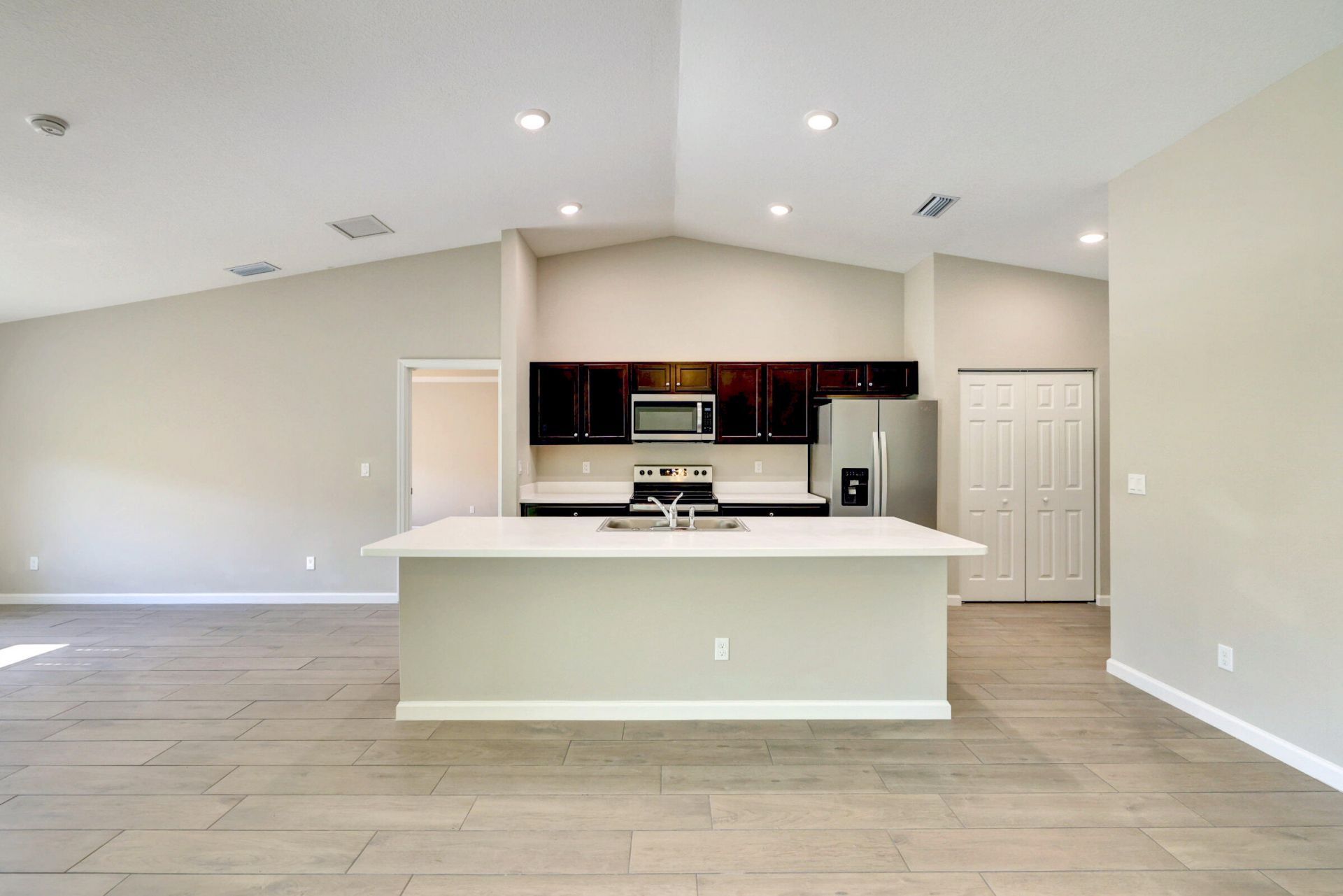 5213 NW W Piper Circle, Port Saint Lucie, FL 34986 Photo