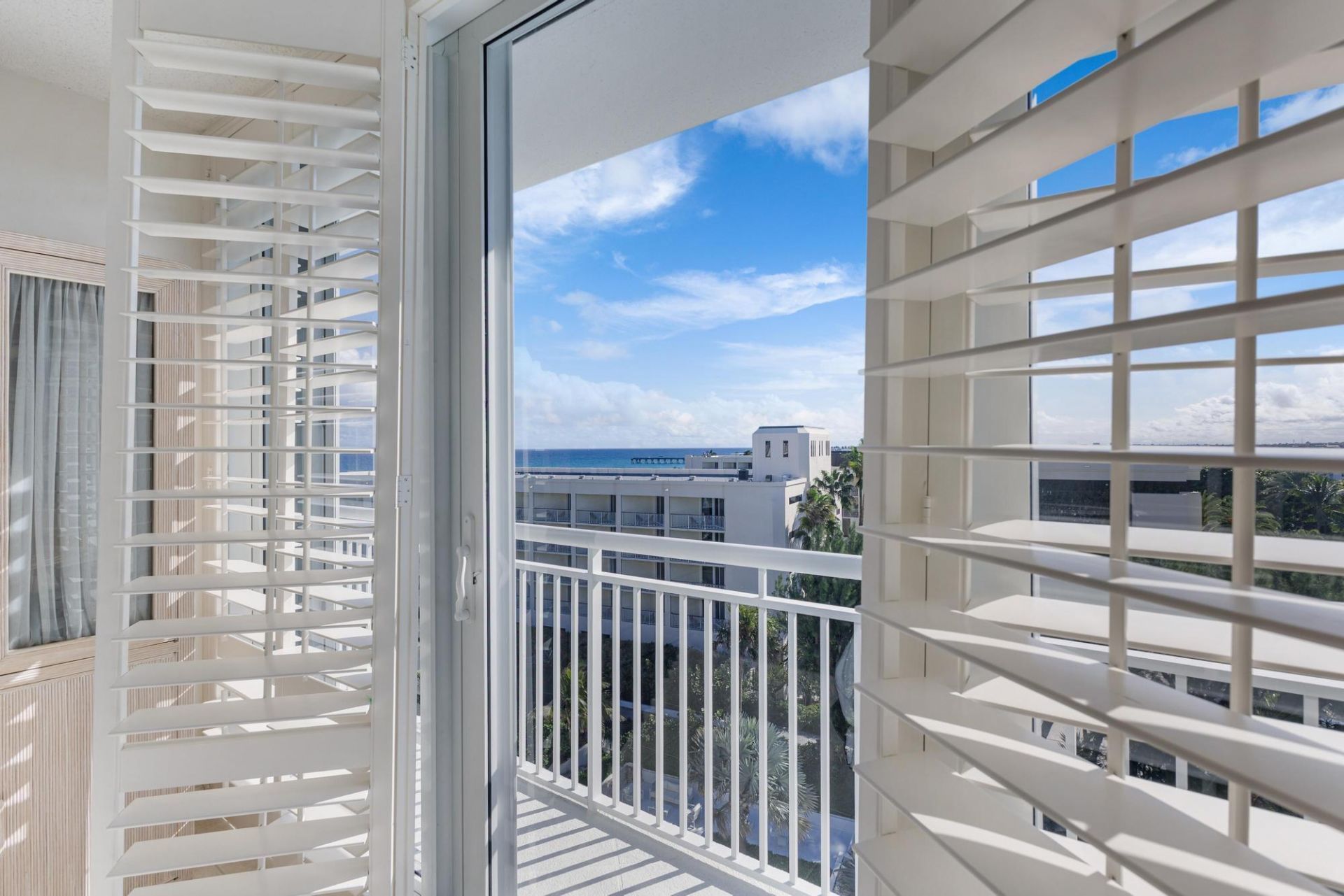 2780 S Ocean Boulevard, Unit 707, Palm Beach, FL 33480 Photo