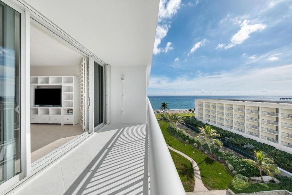 2780 S Ocean Boulevard, Unit 707, Palm Beach, FL 33480 Photo