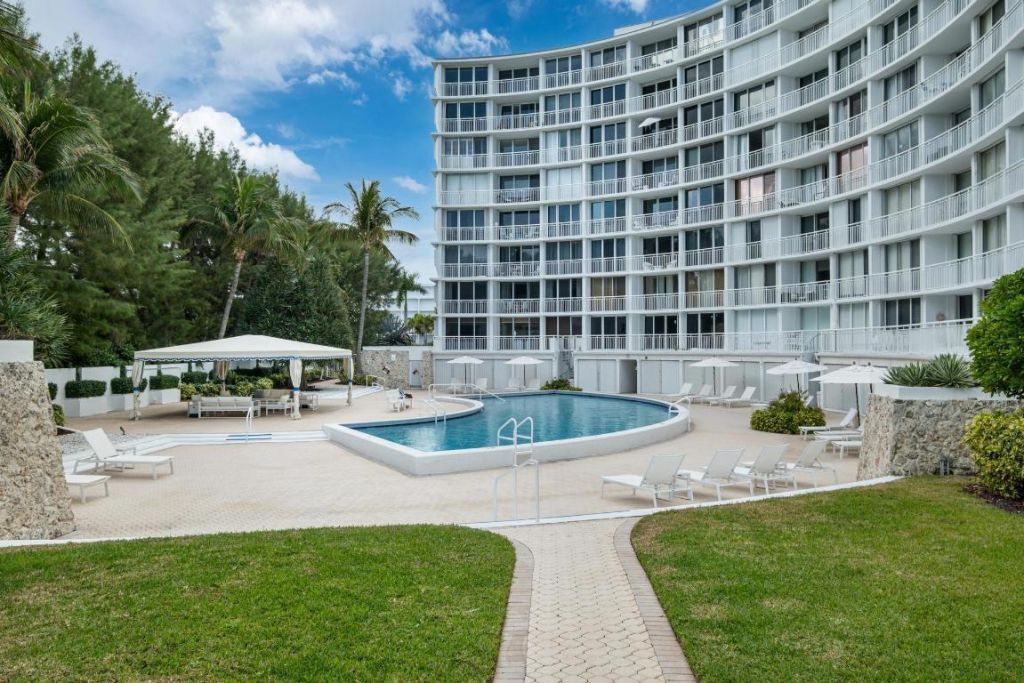 2780 S Ocean Boulevard, Unit 707, Palm Beach, FL 33480 Photo