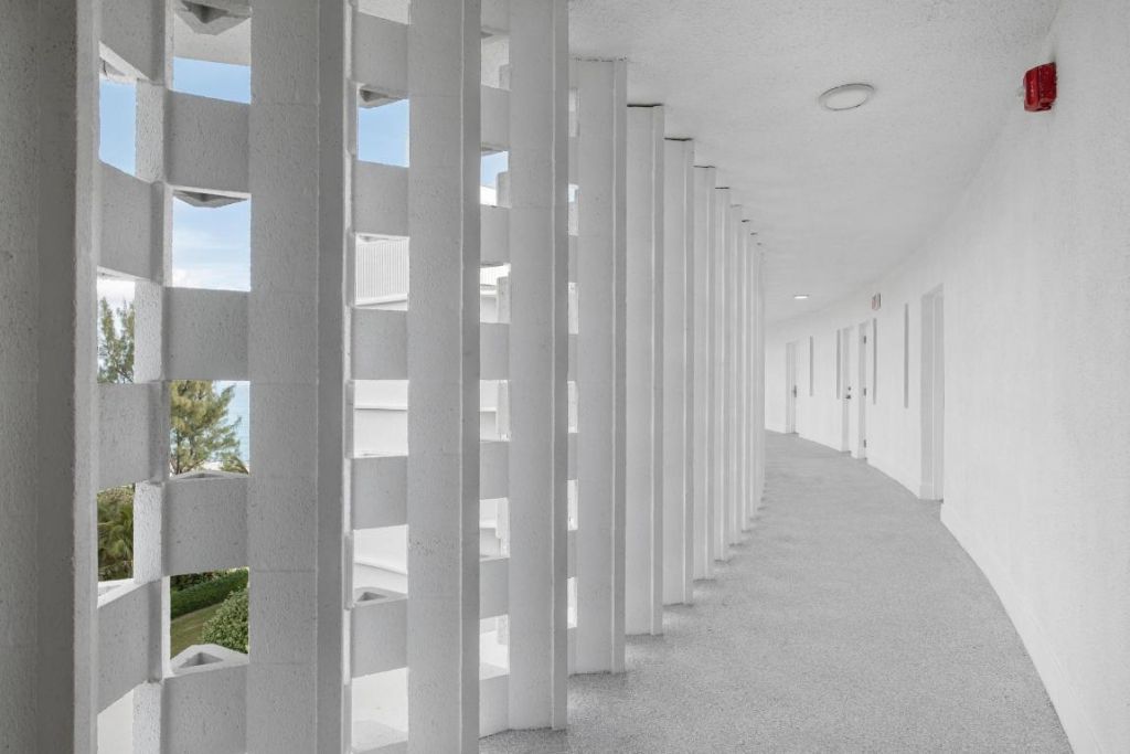 2780 S Ocean Boulevard, Unit 707, Palm Beach, FL 33480 Photo