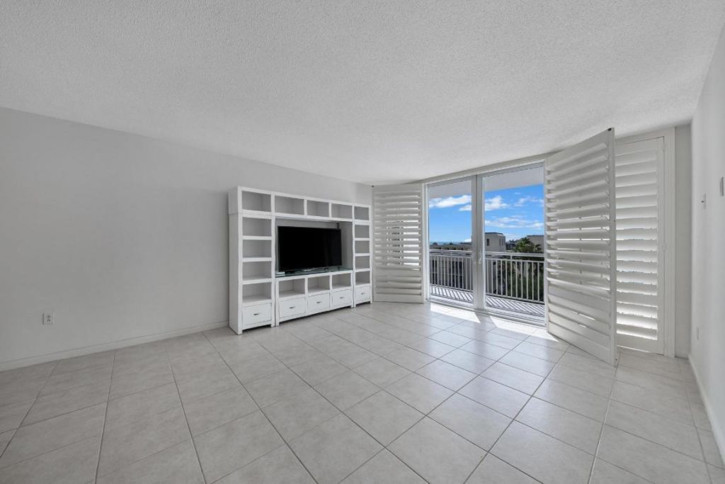 2780 S Ocean Boulevard, Unit 707, Palm Beach, FL 33480 Photo