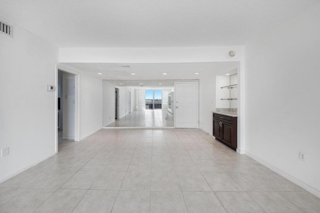 2780 S Ocean Boulevard, Unit 707, Palm Beach, FL 33480 Photo