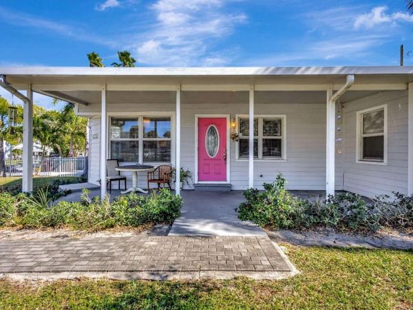 736 Rockland Drive, West Palm Beach, FL 33405