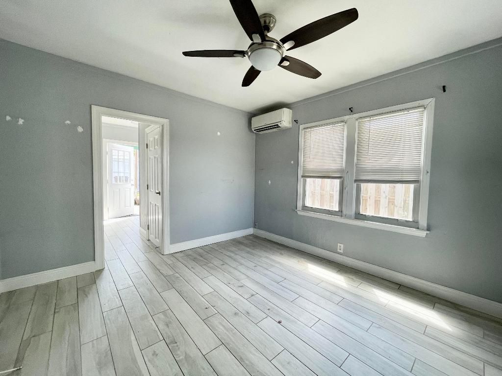 736 Rockland Drive, West Palm Beach, FL 33405 Photo