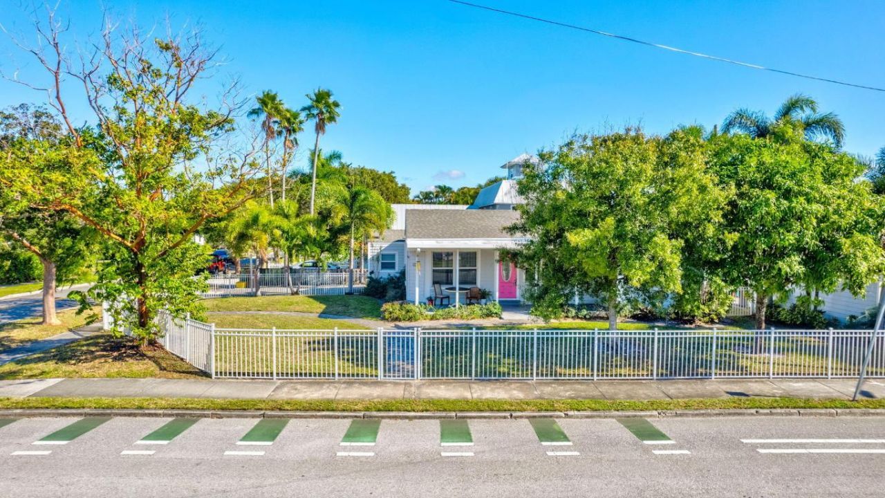 736 Rockland Drive, West Palm Beach, FL 33405 Photo