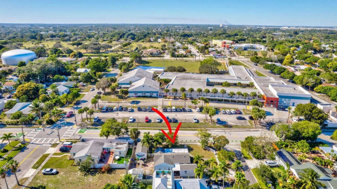 736 Rockland Drive, West Palm Beach, FL 33405 Photo