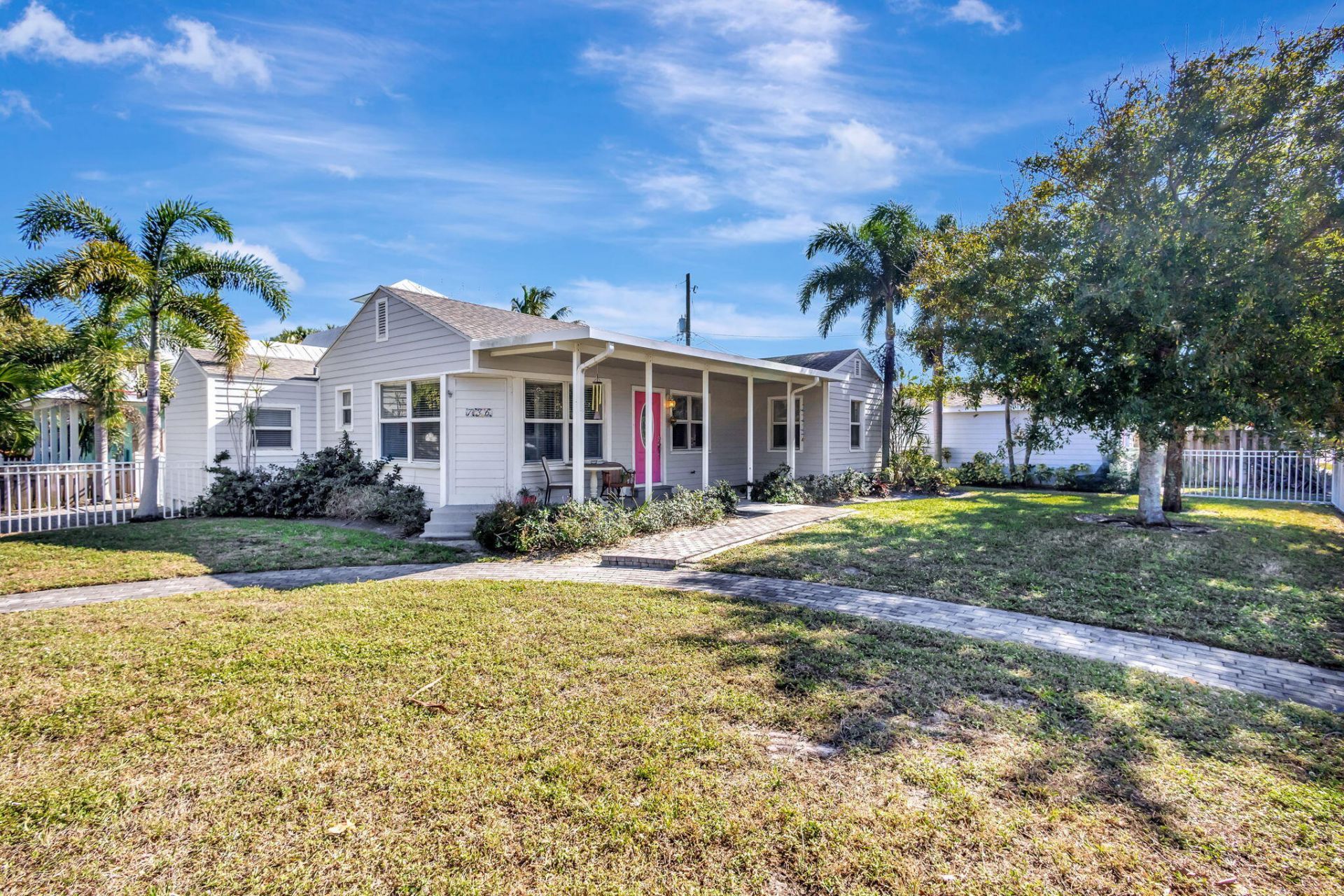 736 Rockland Drive, West Palm Beach, FL 33405 Photo