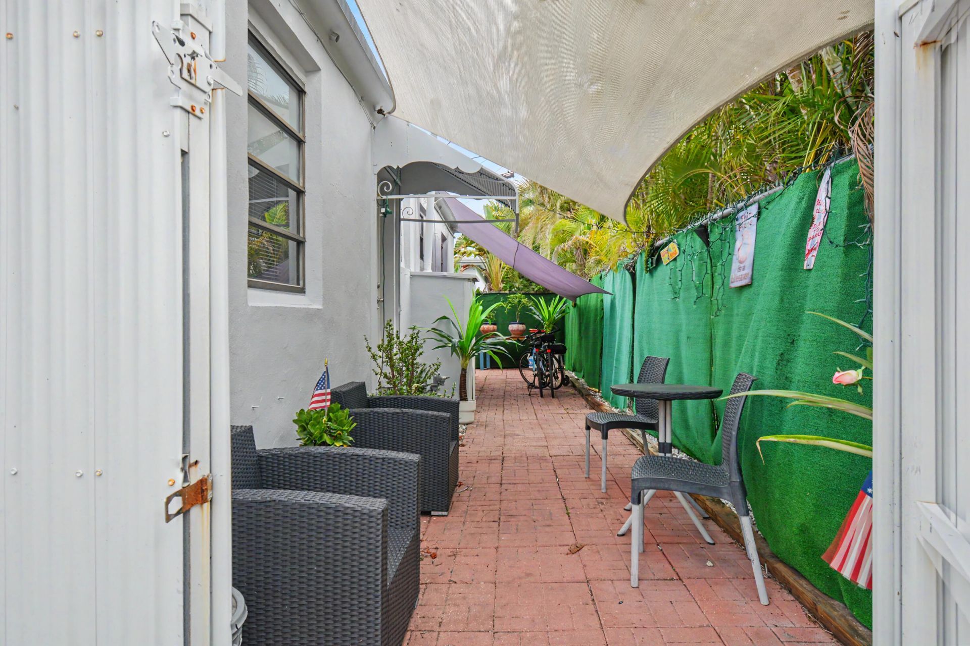 2140 Monroe Terrace, Hollywood, FL 33020 Photo